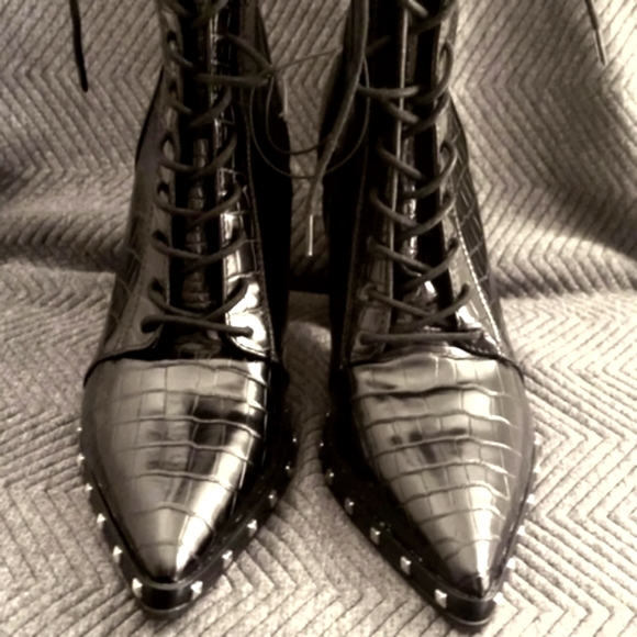 *LAST PAIR* CHARLES by CHARLES Buffy Black Bottie - Picture 4 of 12